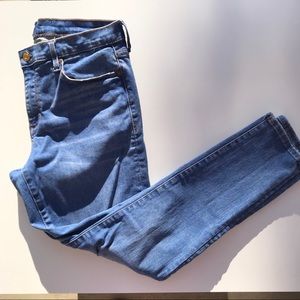 Gap True Skinny Jeans